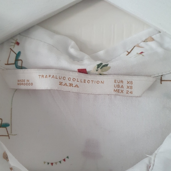 ZARA Office print blouse size xs - Picture 3 of 7